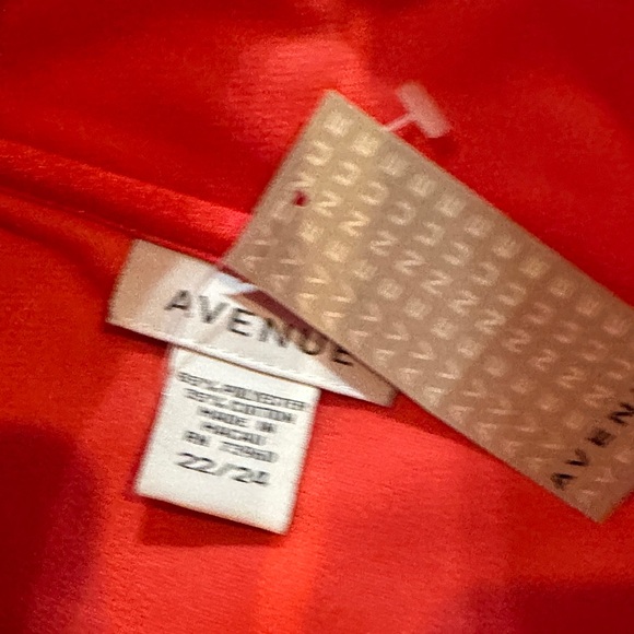 NWT Avenue Vibrant Coral Quarter-Zip Sweatshirt - Picture 7 of 12